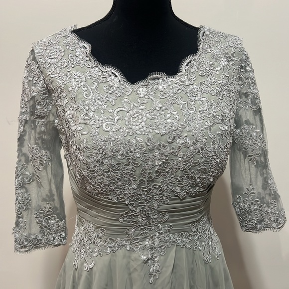 Lover kiss size Small lining 3/4 sleeve with beautiful lace details grey color - Picture 9 of 15